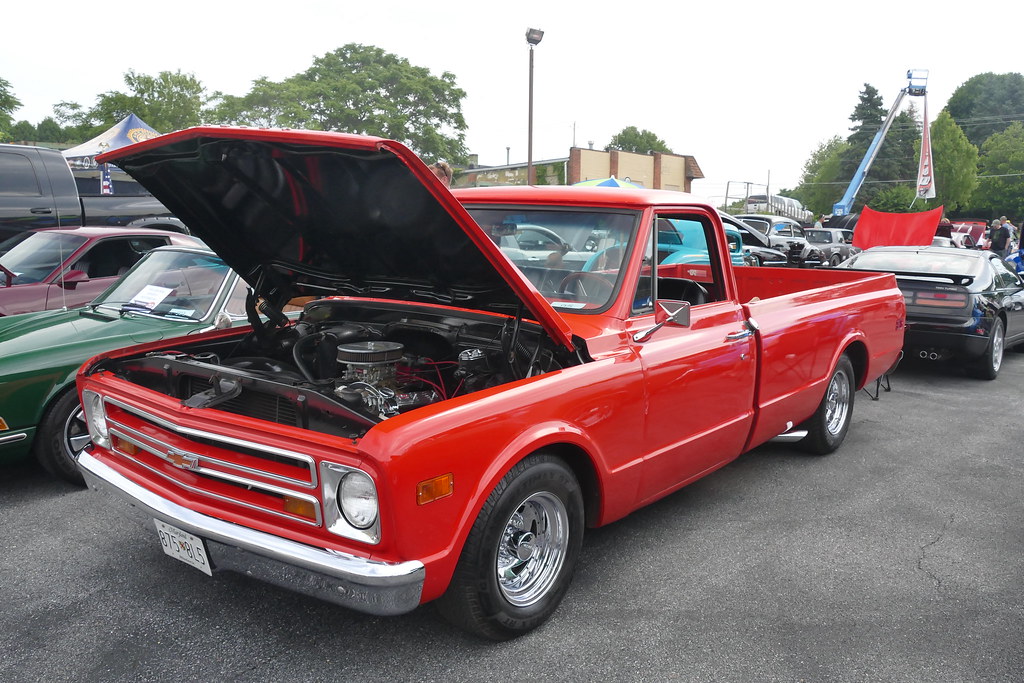 P1040770 Damacus Motors Car Show (Junkyard Empire, every W… Flickr