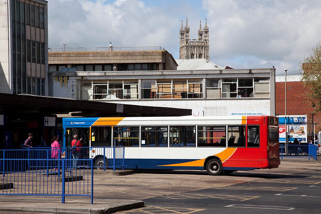 Gloucester Bus Station, April 2015 Stagecoach Dennis Dart/… Flickr