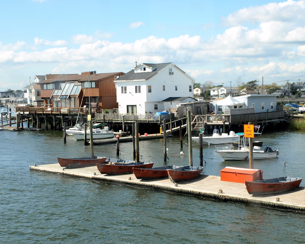 Broad Channel Houses, Jamaica Bay, New York City Homes are… Flickr