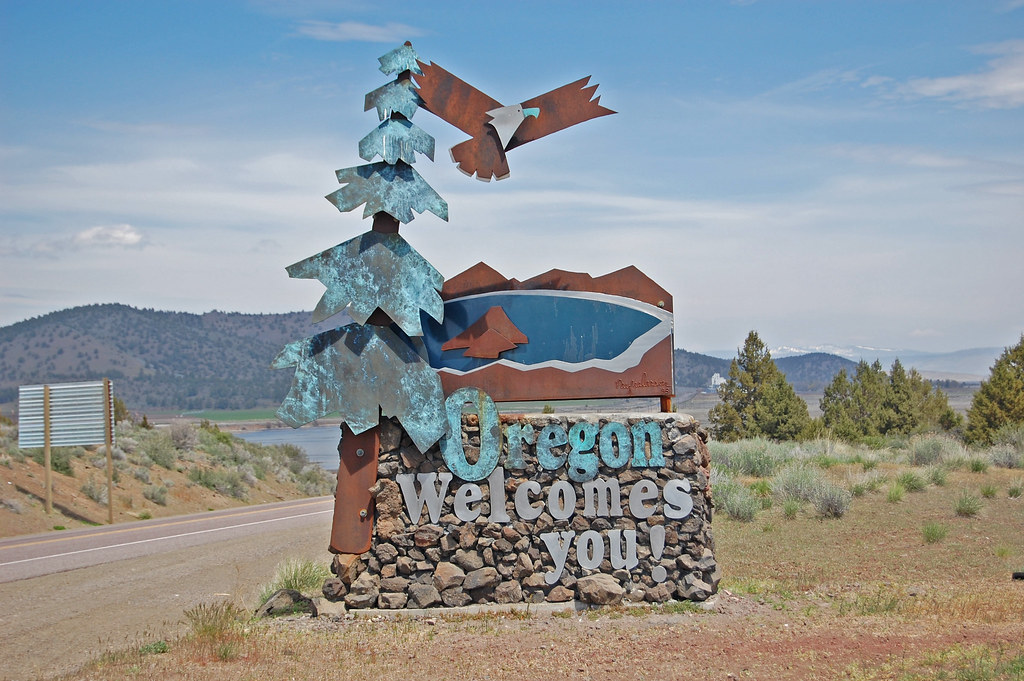 to Oregon Metal sculpture on Hwy 97 at the Ore/Cal… Rodney