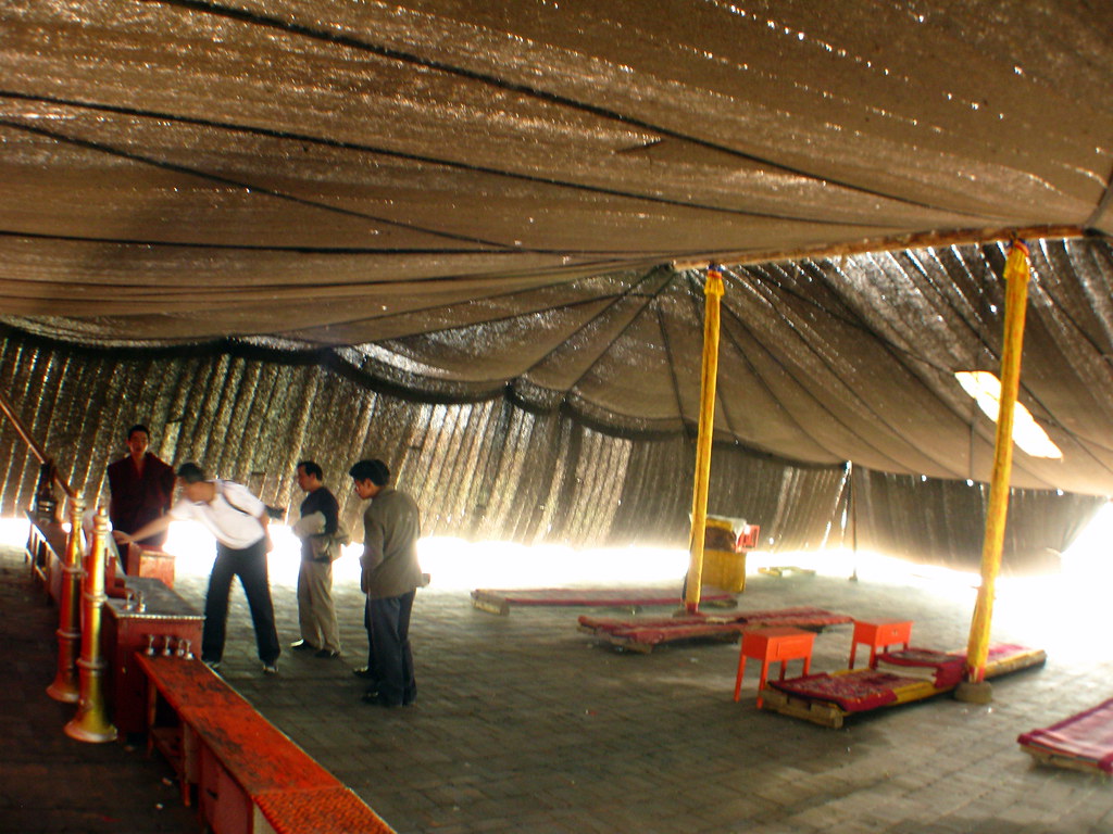 Guinness World Record largest tent made from yak wool at t… Flickr