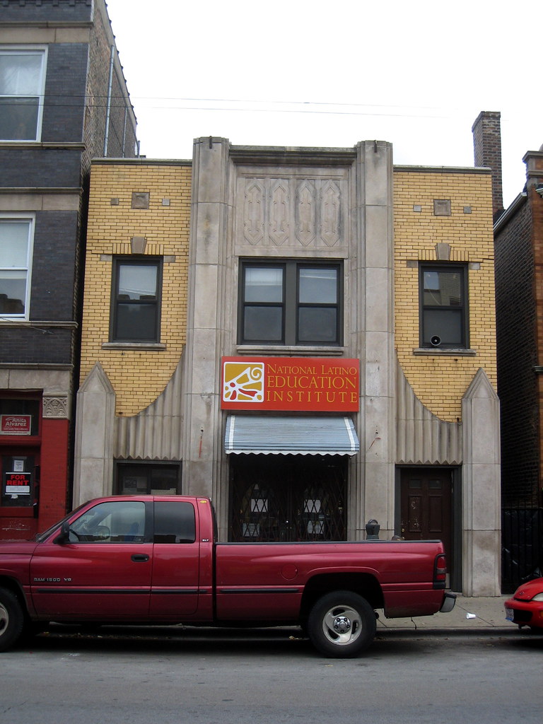 18th Street Pilsen Chicago This photo might have worke… Flickr