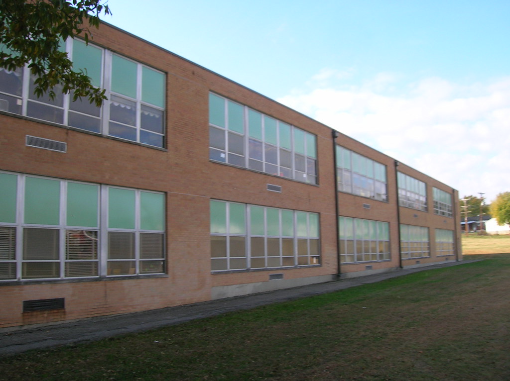 110108 Eastmont Park SchoolDayton, Ohio (16) Aaron Turner Flickr