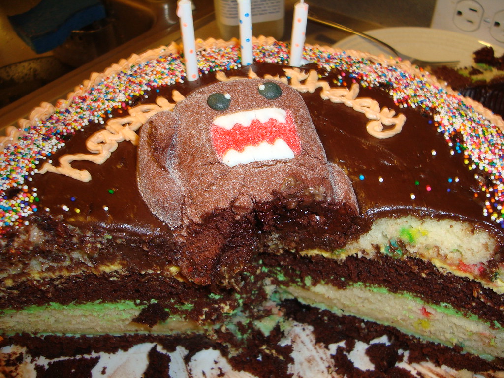 Half eaten domo kun birthday cake Half eaten domo kun birt… Flickr