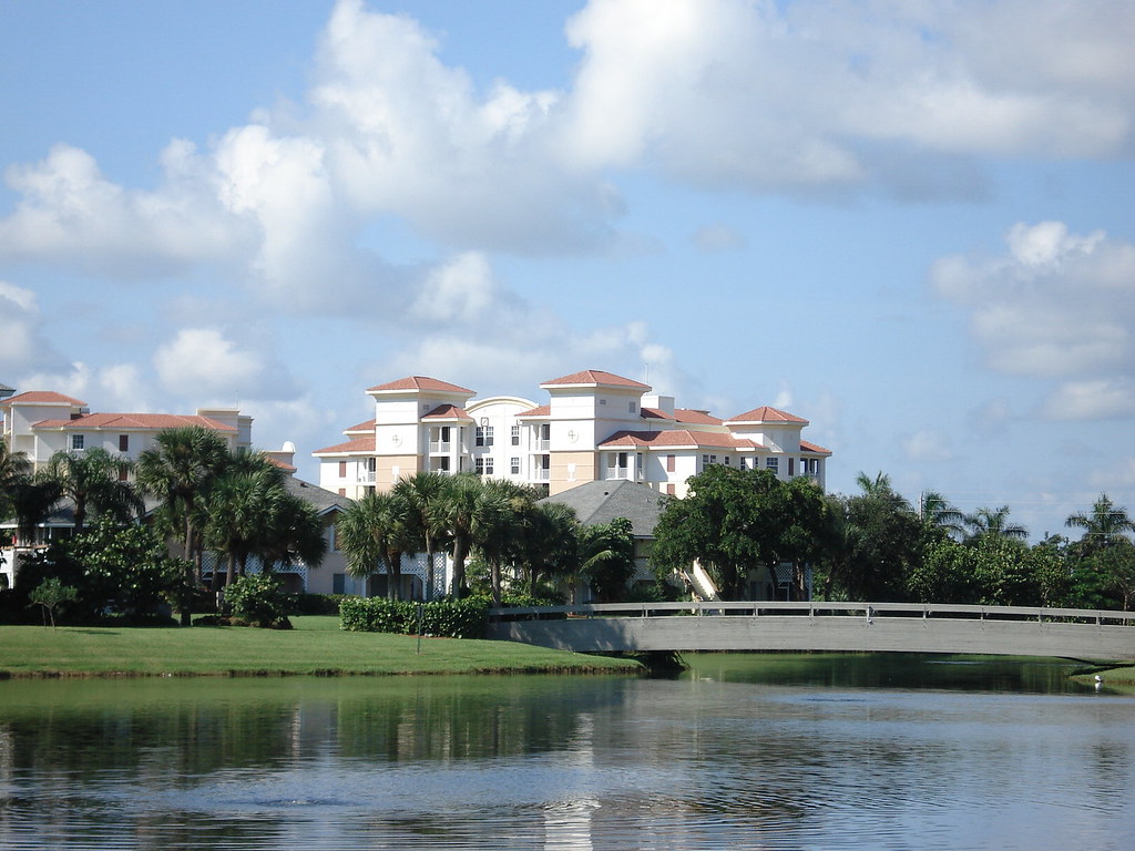 DSC01740 Jupiter Bay Condo, we lived there for one month Yangyang