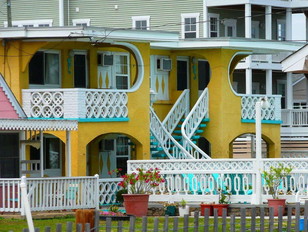 Carolina Beach, NC Joy Lee Apartments rear The Joy Lee Apa… Flickr