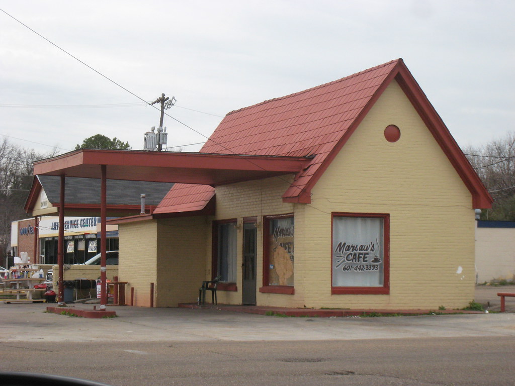 A few random fromthecar shots of Natchez, MS scottpartee Flickr