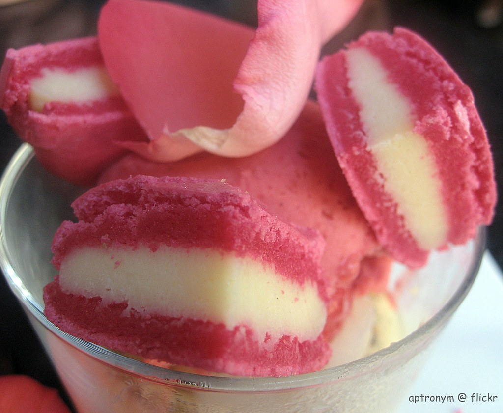 Paris La Vie En Rose 13.50 Rose creme brulee, raspber… Flickr