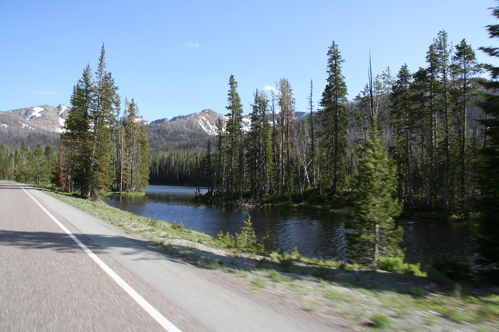 Sylvan Lake Sylvan Lake, on the way to Sylvan Pass. jacdupree Flickr