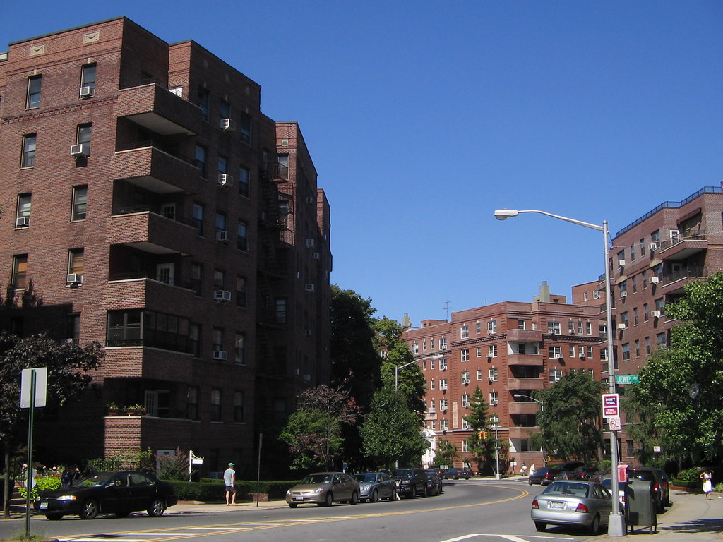 yellowstone blvd, forest hills queens boulevard august 3… Flickr