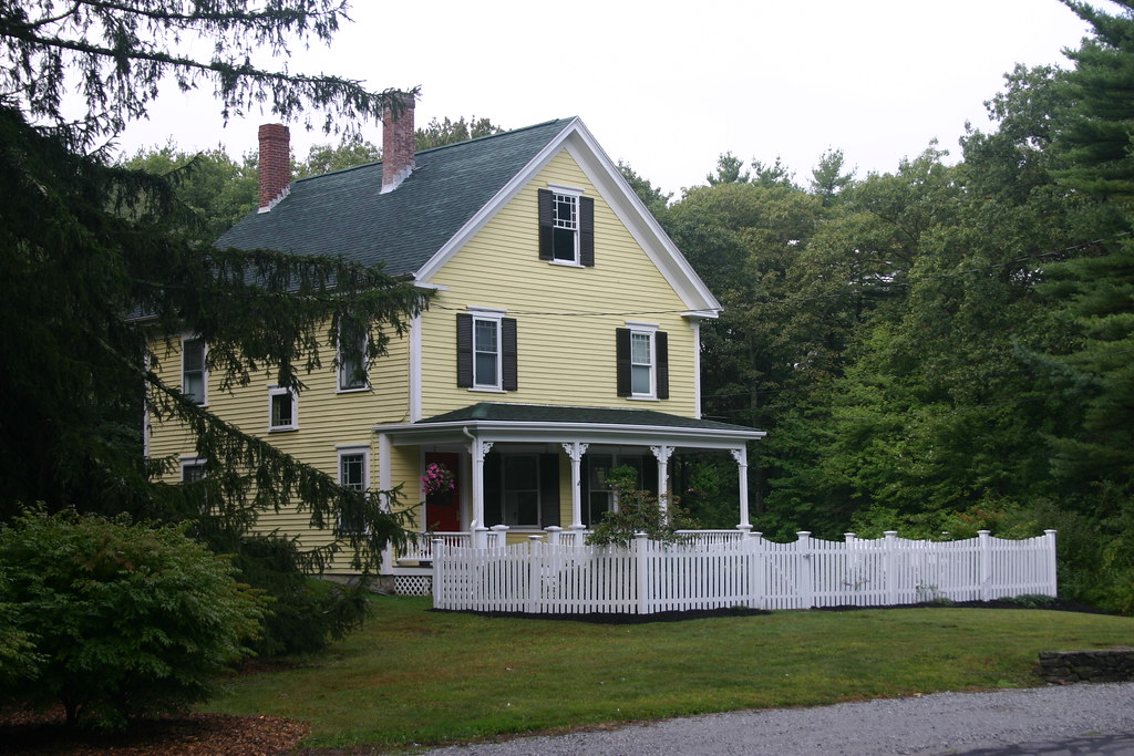 House for Sale Lovely Antique House outside of Boston, nea