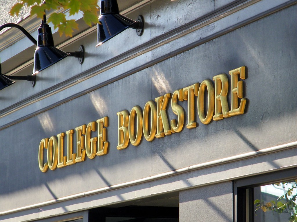 College Bookstore Quincy College Bookstore, Quincy Center,… Flickr