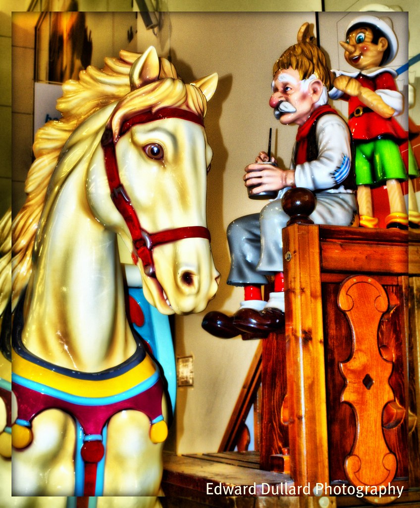 PINOCCHIO AND GEPPETTO PAINT THE WOODEN HORSE. Mc DONAGH J… Flickr