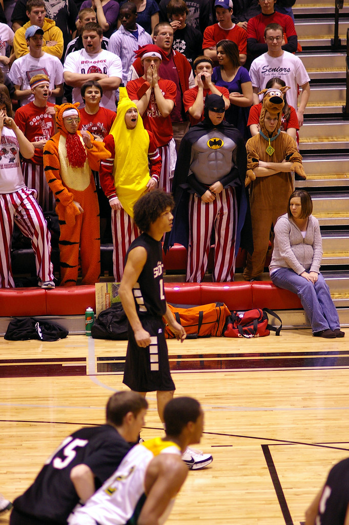 Freaks Cheer the Team Against Columbia Rock Bridge At the … Flickr