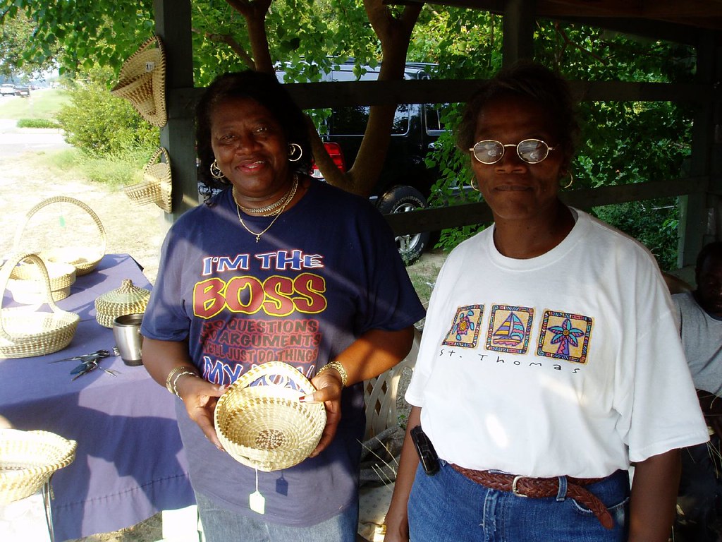 Charleston 199 Buying sweetgrass baskets shell0920 Flickr