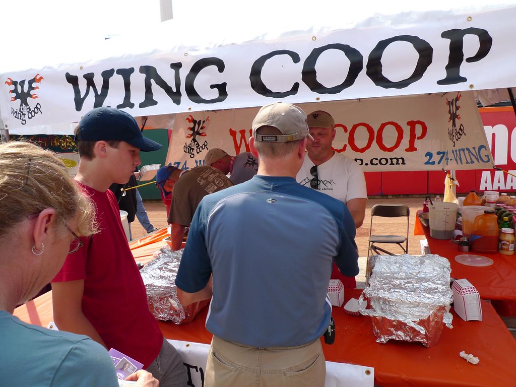 National Buffalo Wing Festival Photos from the National Bu… Flickr