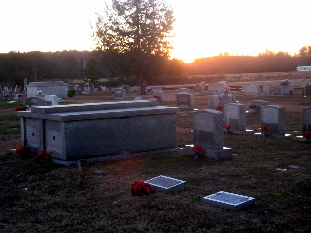cemetery_sundown rodney.hargis Flickr