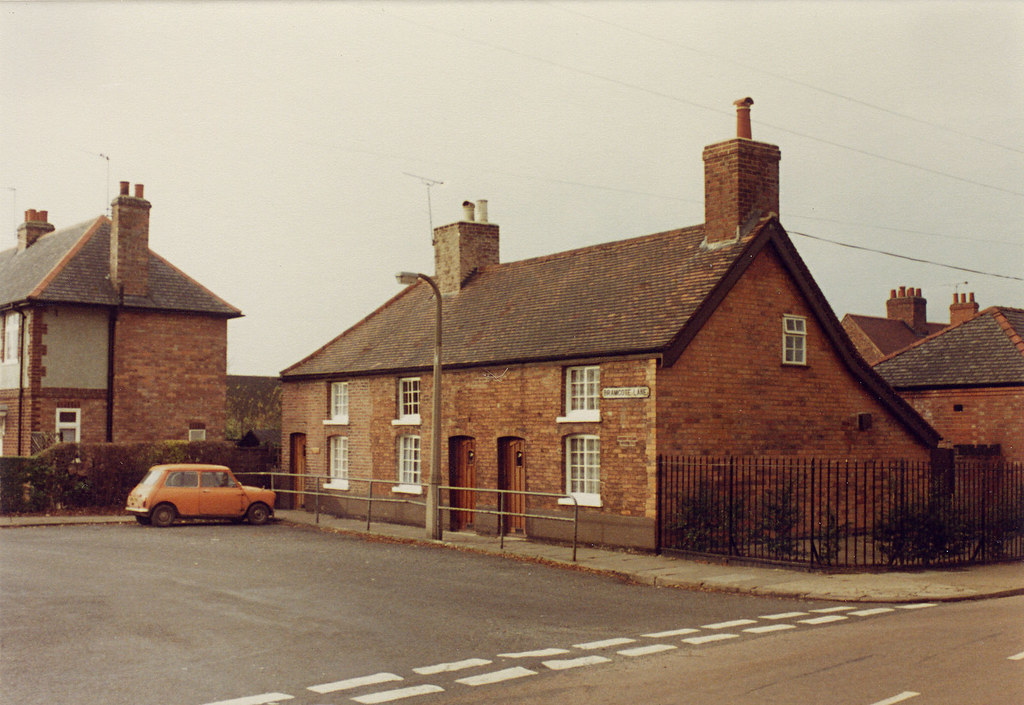 Wollaton Bramcote Lane & Wollaton Road corner, Nottingha… Flickr