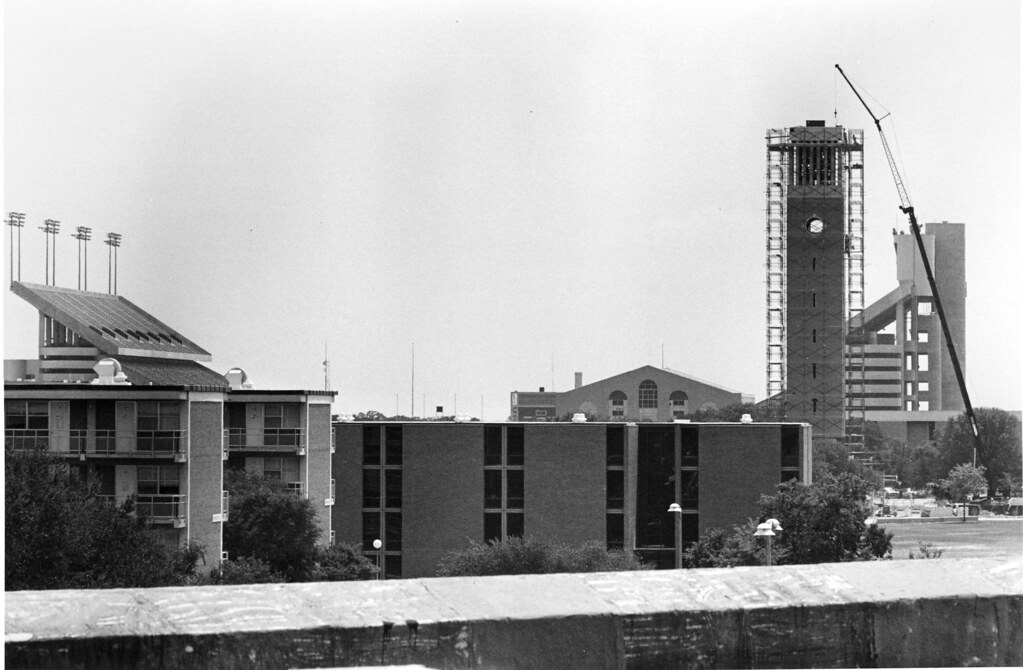 Albritton Bell Tower 45 Title Albritton Bell Tower 45… Flickr