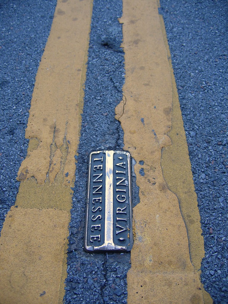 State line on State Street in Bristol TN/VA. You don't oft… Flickr