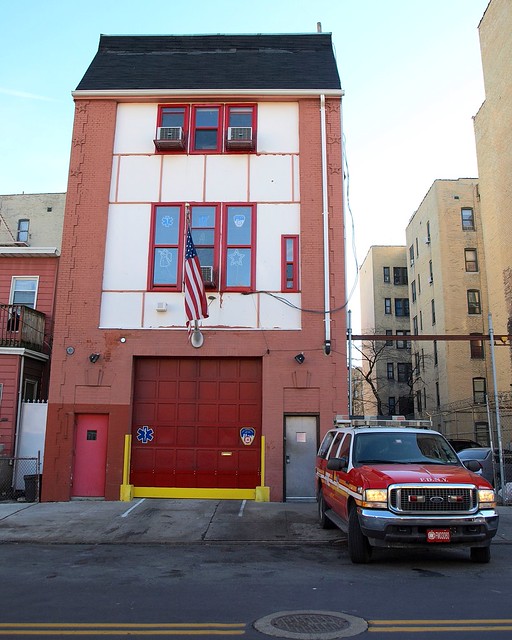 EMS17 FDNY EMS Battalion 17 Station House, High Bridge, Bronx, New York