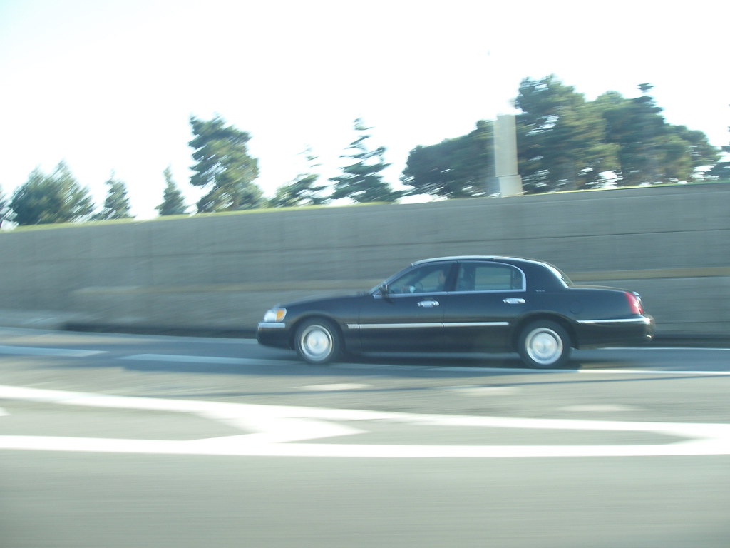 Black car in New York This photo is KONOMARKED ("Most Righ… Flickr