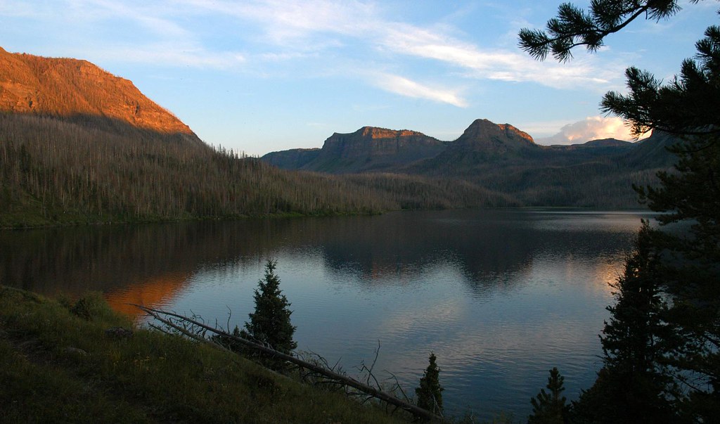 Trappers Lake at dusk, Flat Tops Wilderness on the White R… Flickr
