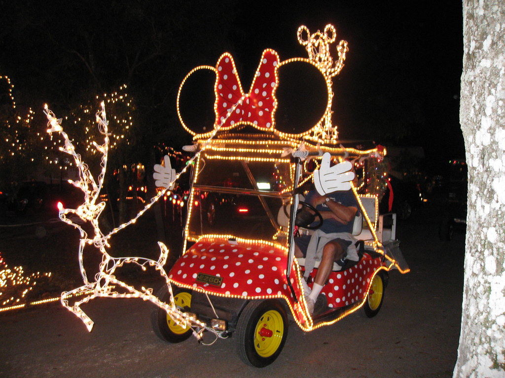 Decorated golf cart Custom Minnie Mouse electric cart deco… Flickr