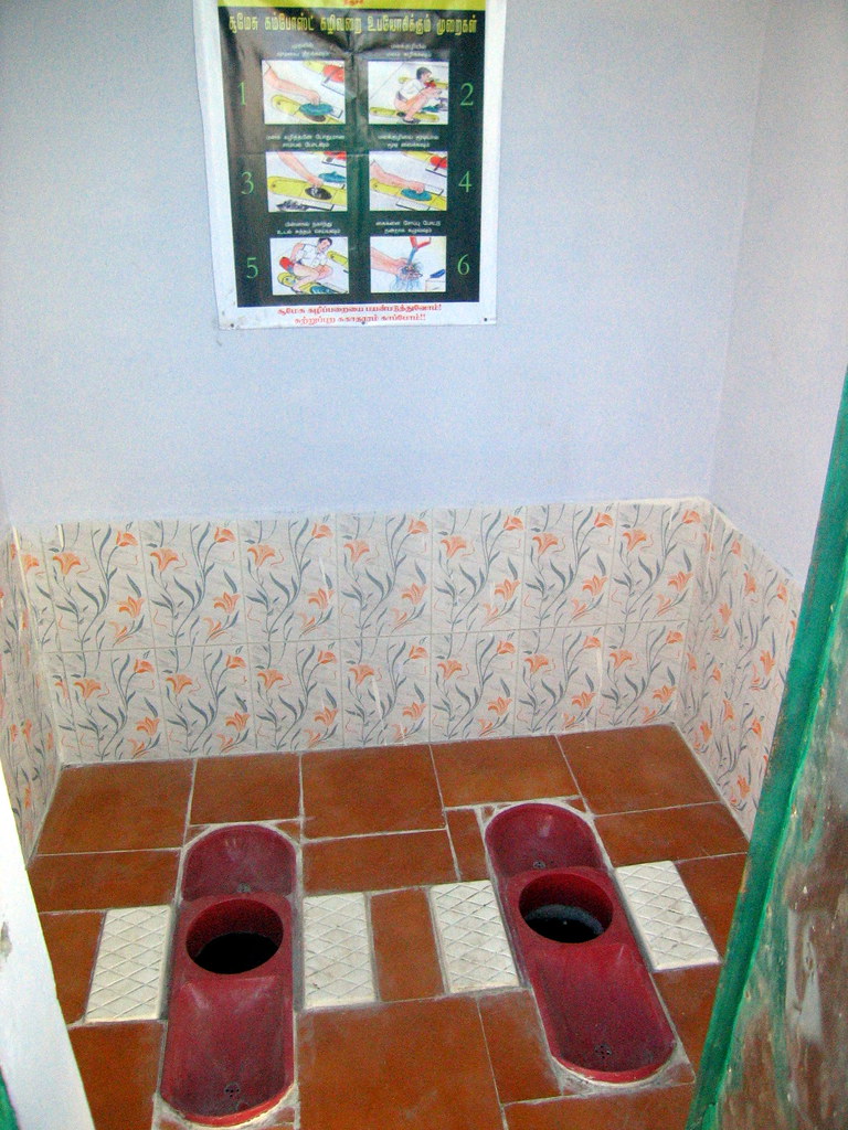 IMG_5045 Doublechambered EcoSan dehydrating toilet stall … Flickr