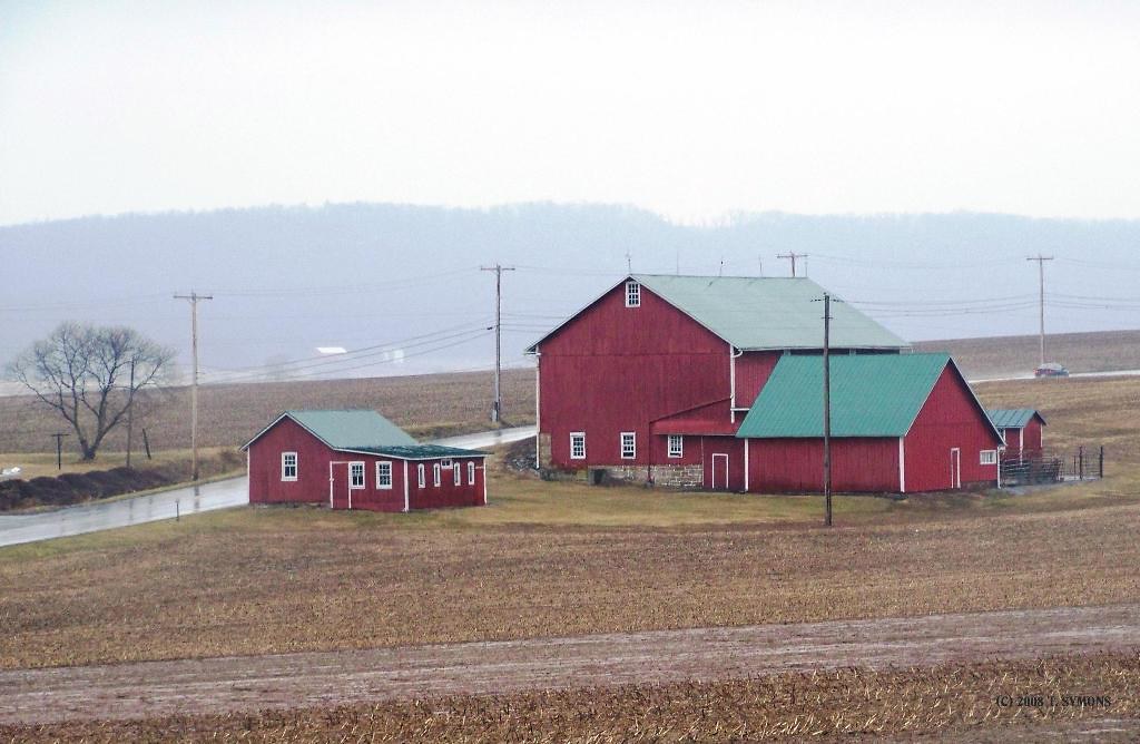Red barn, green roof This is a landmark in directions for … Flickr