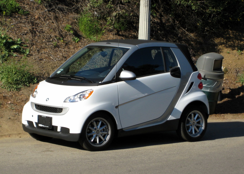 Smart Car Gray market import or official USspec model? I … Flickr