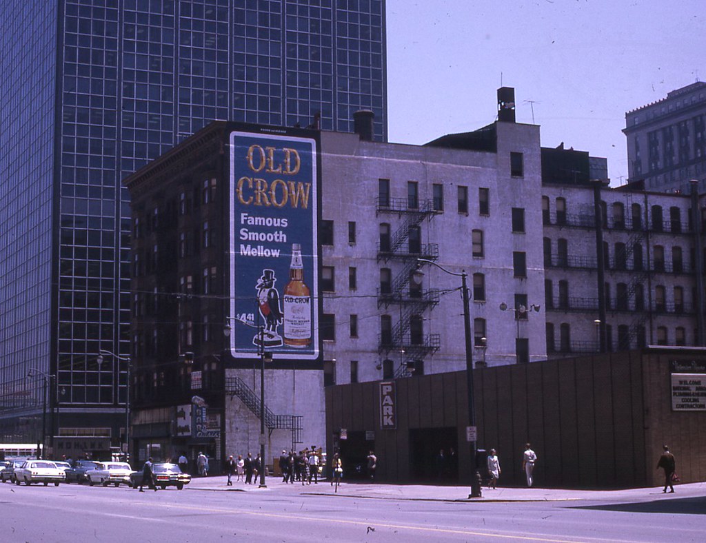 Ellington Apts June 67 Cleve Ohio Ellington Apt building, … Flickr