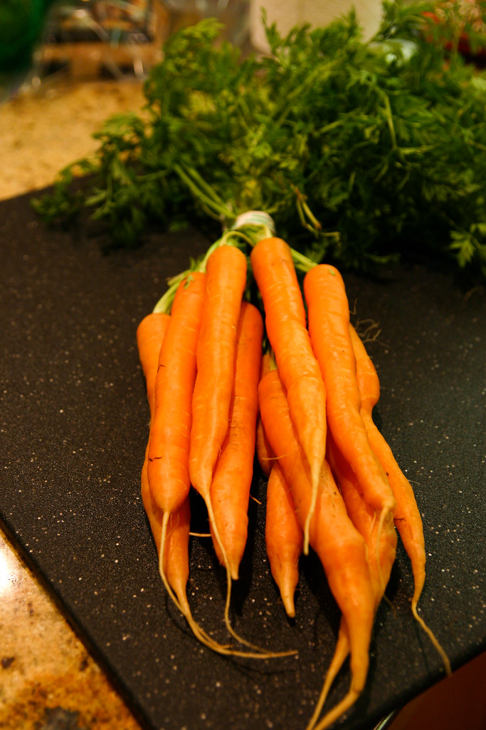 Carrots Farm Fresh vegetables delivered every 3 weeks. Joanne Wan