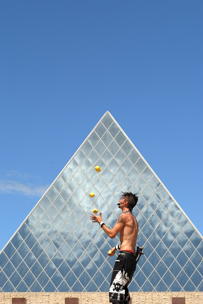 Edmonton International Street Performers Festival Downtown… Flickr