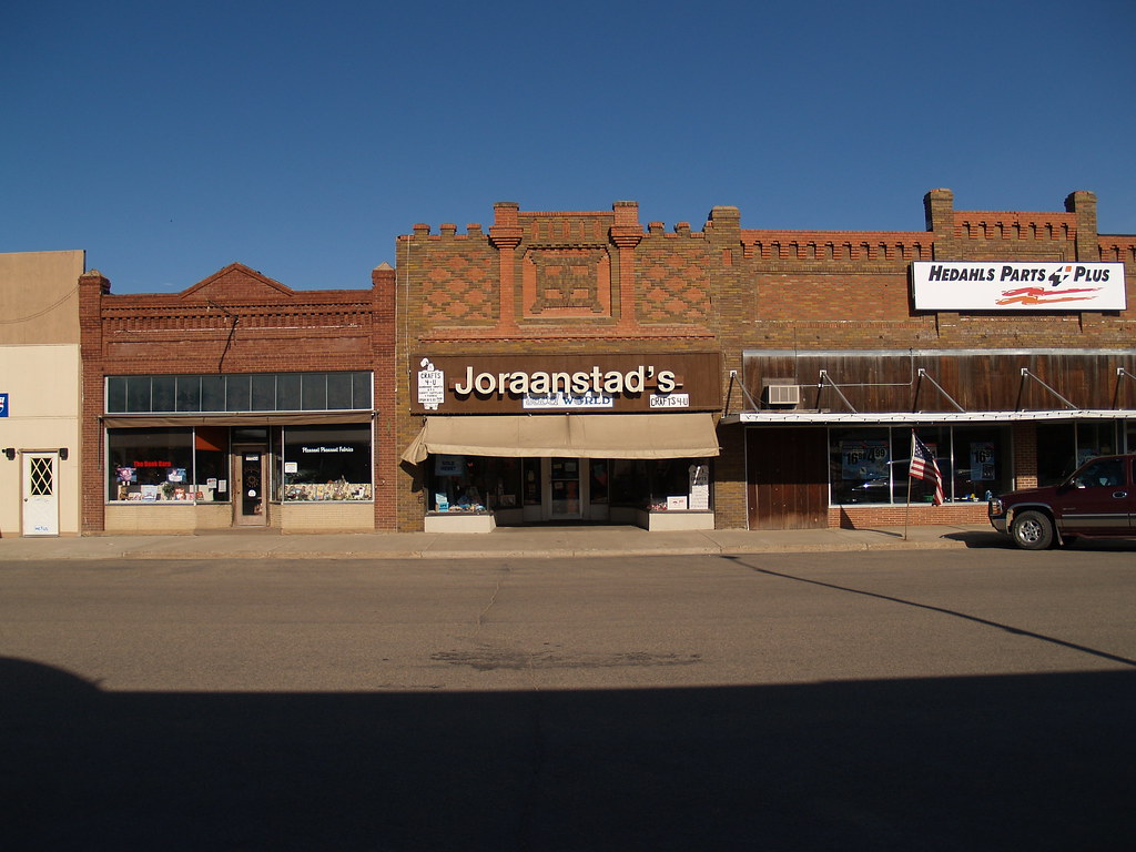 Crosby, North Dakota Andrew Filer Flickr