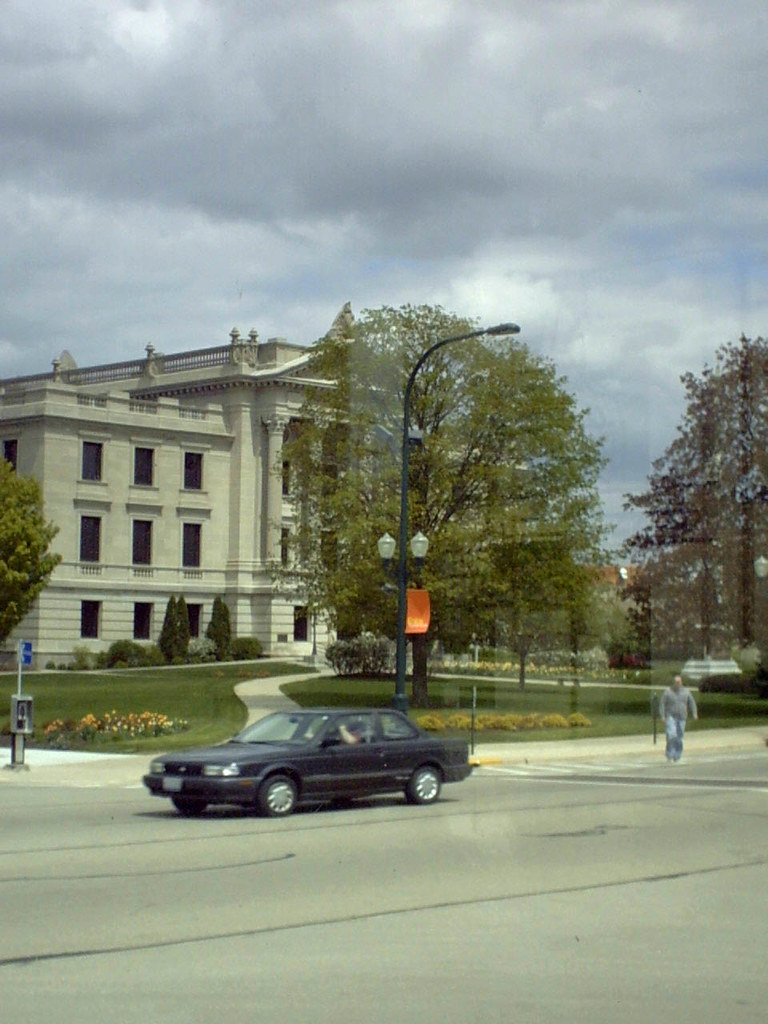 Big courthouse DeKalb County Courthouse, Sycamore, Illinoi