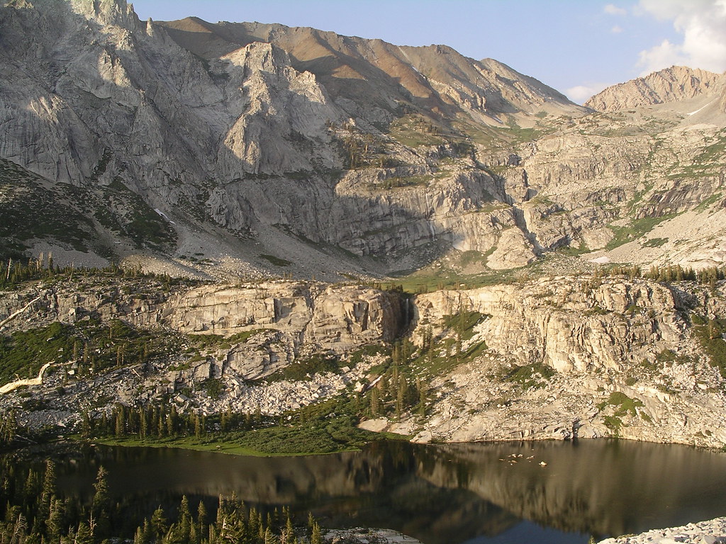 High above Tamarack Lake Tamarack Lake, Sequoia National P… Flickr