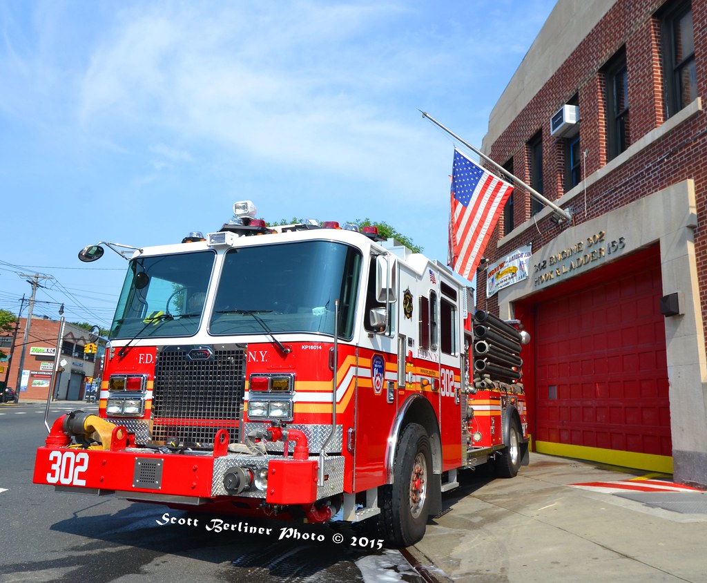 FDNY ENGINE COMPANY 302 | Scott Berliner | Flickr