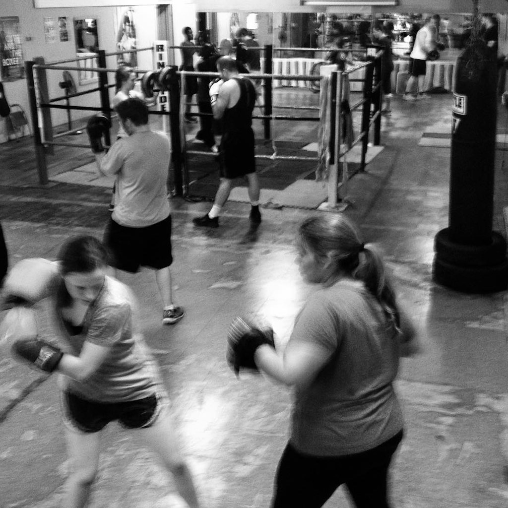 Big boxing class at Sweet Z's Gym in Kansas City sweetsci… Flickr