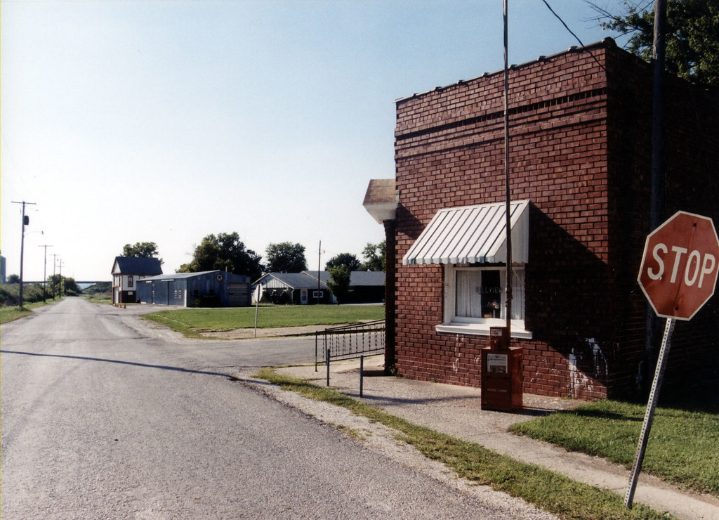 Post Office corner Or maybe it's the City Hall Hillview, I… Flickr