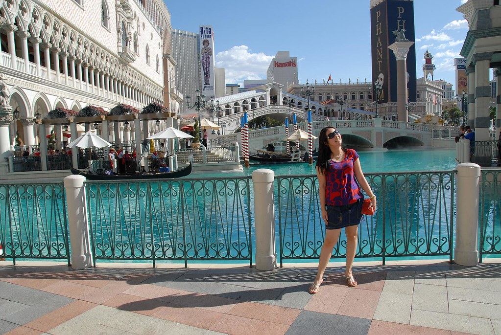 Kellogg trip 08 Las Vegas day 2 157 tata's Flickr