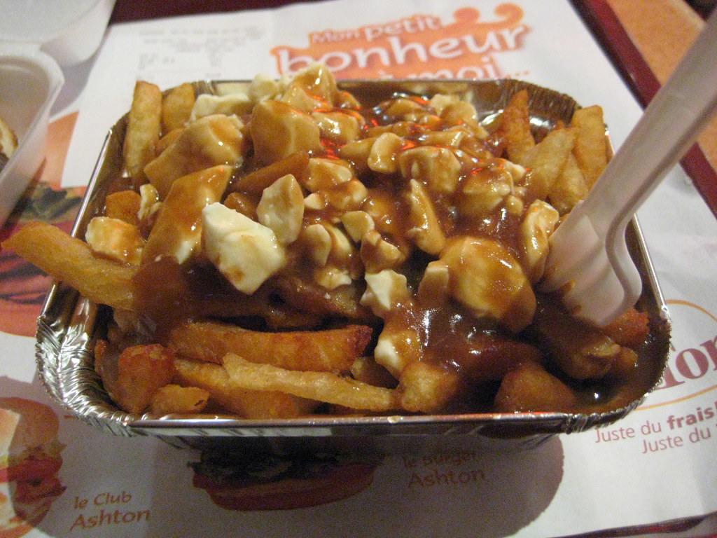 Chez Ashton Poutine! Mmmm! A "mini" Chez Ashton poutine (t… Flickr