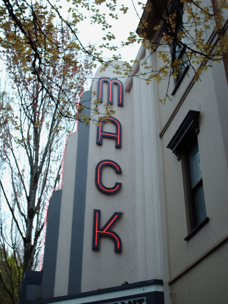 MacReads & Mack Theater McMinnville Public Library Flickr