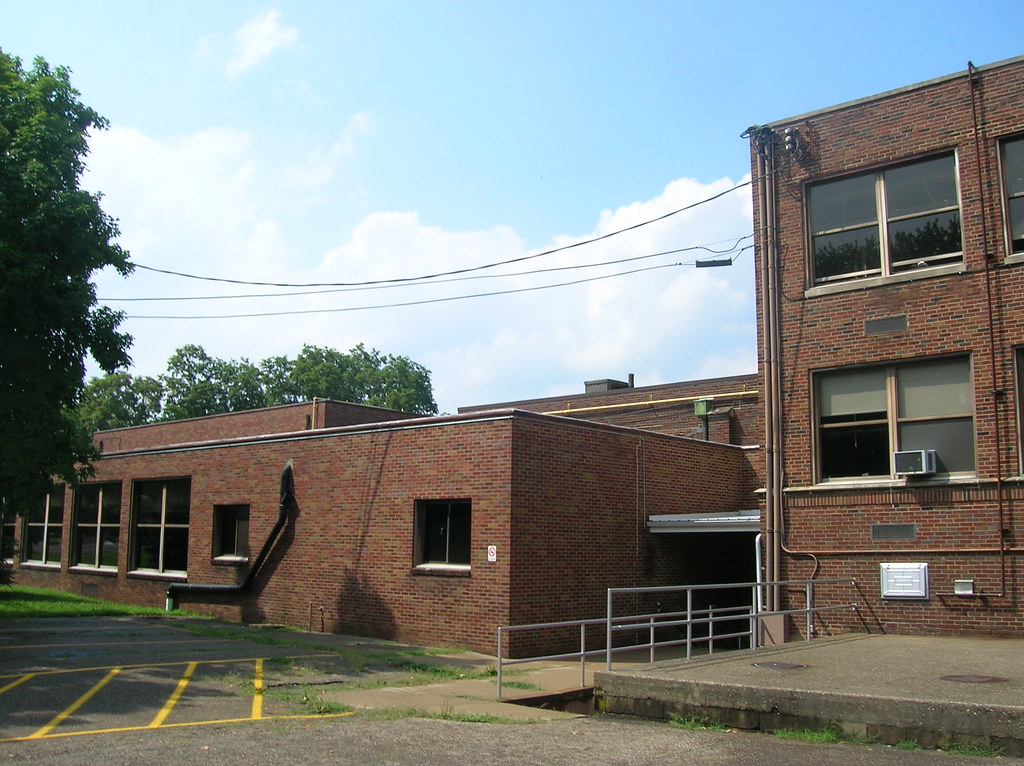 072008 Bolivar Public SchoolBolivar, Ohio (14) Aaron Turner Flickr