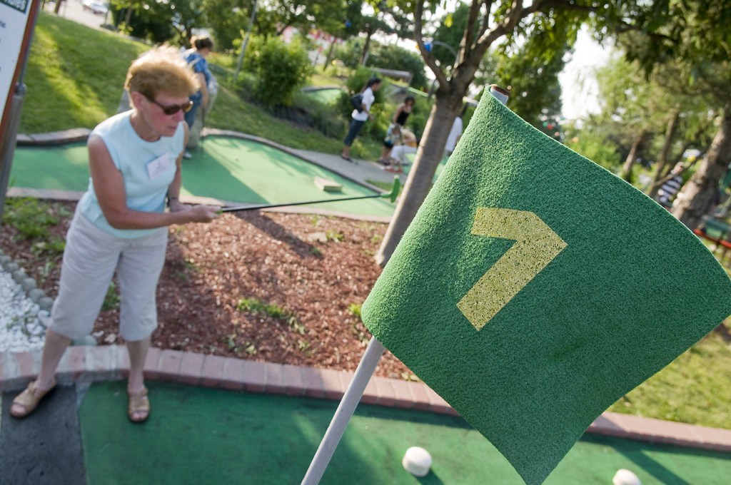 AMA_Golf_29 Cleveland AMA miniature golf invitational even… Flickr