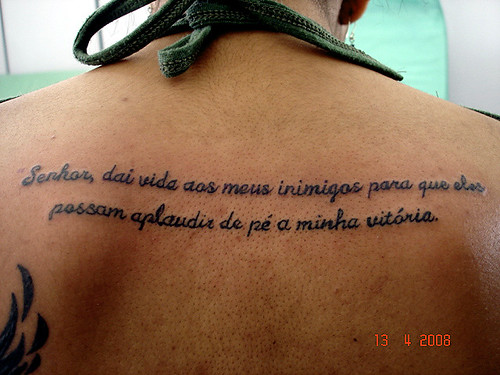 25+ Mejor Buscando Lotus Tatuagem De Flor Com Frase Nas Costas tatuagem frase nas costas 3 TARZIA TATTOO TATUAGEM & PIE… Flickr