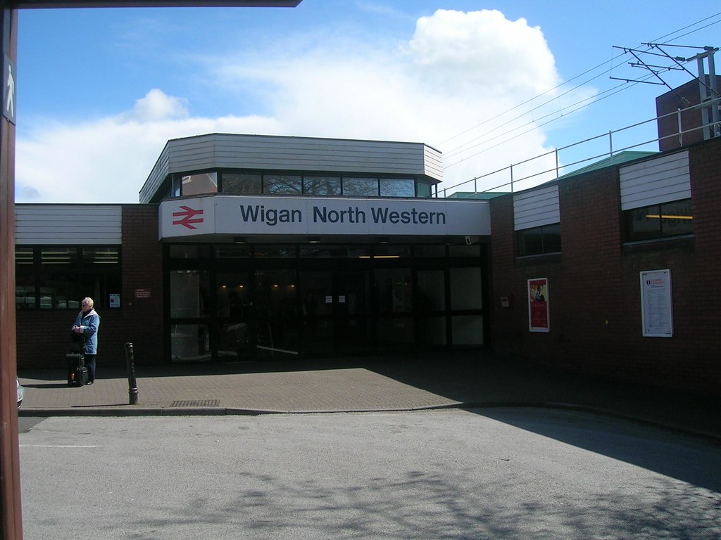 Wigan North Western This is the main station in Wigan, whi… Flickr
