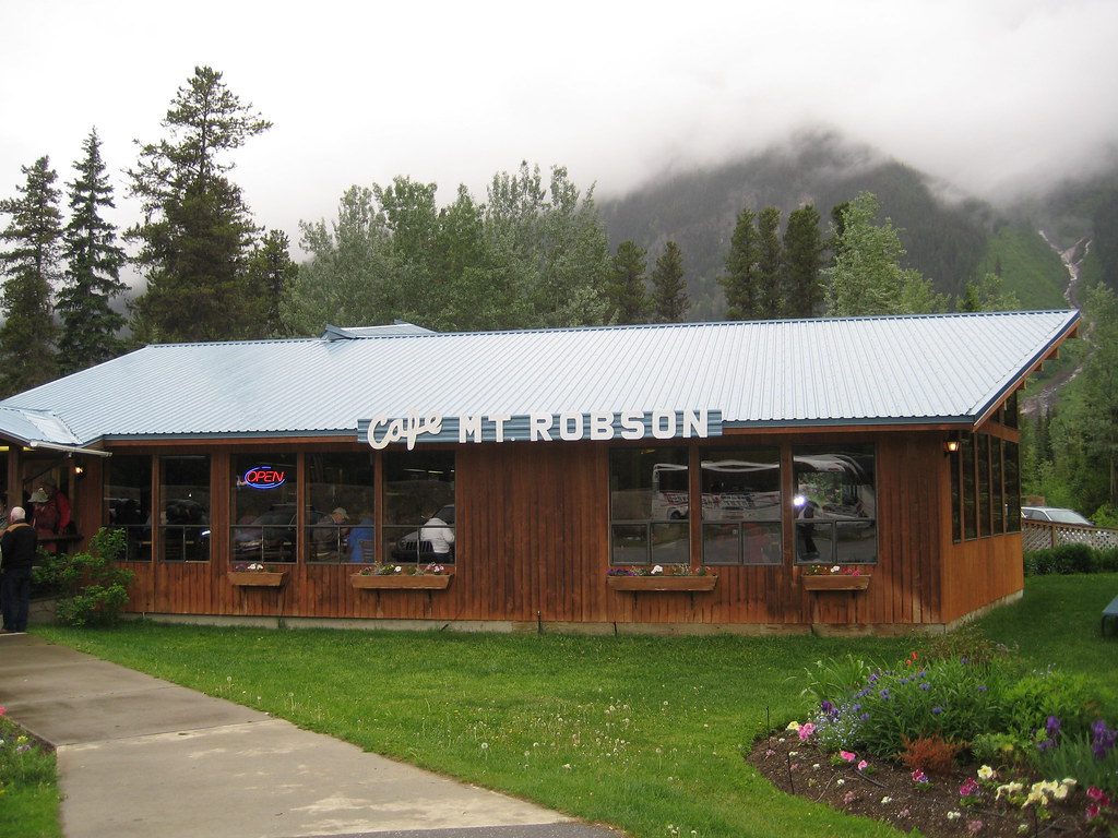 CAFÉ MT. ROBSON Flickr