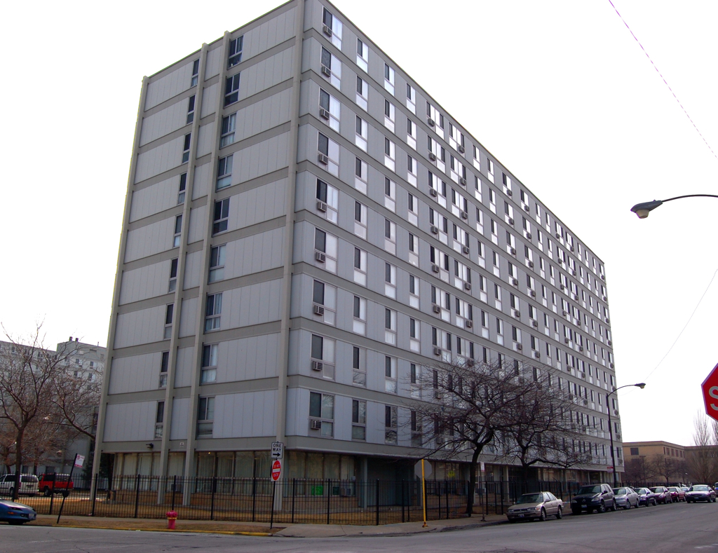 35th and Lake Park apartments at 35th Street and Lake Park… Eric