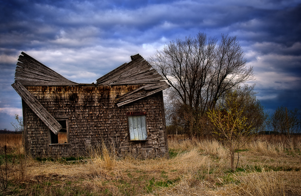Ruins Navan Ontario Old ruins leaning rather precariously.… Flickr